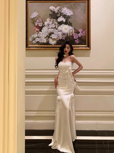Elegante vestido de fiesta de sirena con escote corazón de satén blanco para cumpleaños número 23, ideas para vestidos de cumpleaños para mujeres (DP1486)