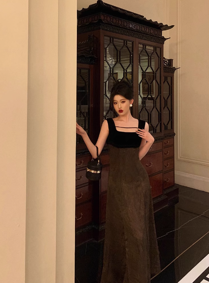 Vestido de satén con escote cuadrado y corte A para 21 cumpleaños. Ideas para vestidos de cumpleaños para mujeres (DP1489).