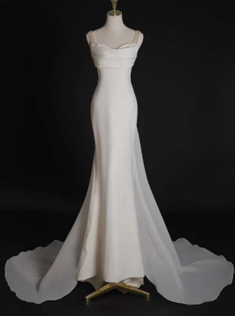 Vestido de novia sencillo de corte sirena con tirantes finos y satén blanco, estilo minimalista, DP1659