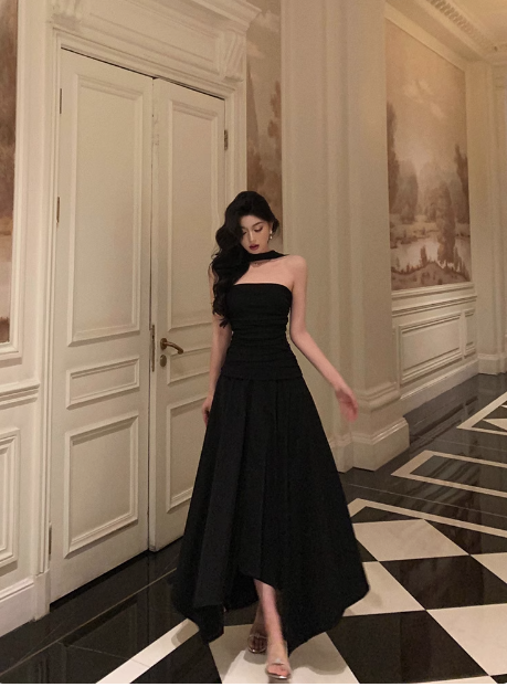 Vestido elegante de fiesta de cumpleaños número 18, corte A, sin tirantes, negro, sin mangas, atuendos de cumpleaños, ideas para vestidos de cumpleaños para mujeres DP556