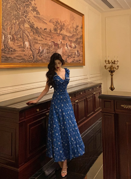 Vestido elegante de gasa azul, sin mangas, con escote en V y corte A para fiesta de 18 cumpleaños, atuendos de cumpleaños, ideas para vestidos de cumpleaños para mujeres DP557