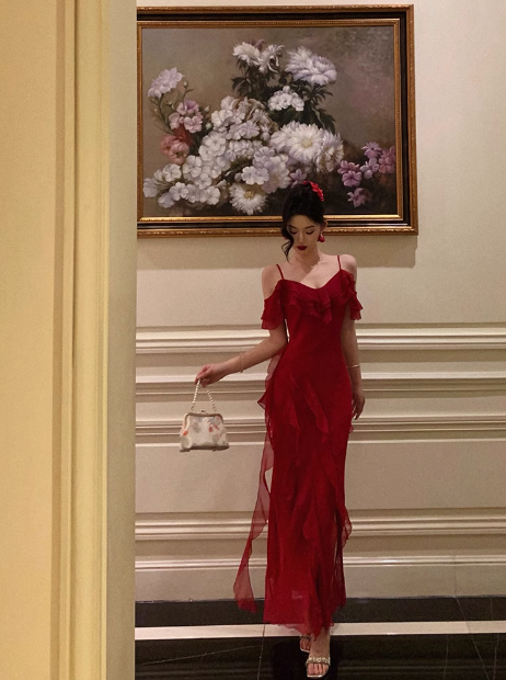 Vestido elegante de fiesta de cumpleaños número 18, corte A, tirantes finos, de gasa roja, sin mangas, ideal para mujeres (DP558)