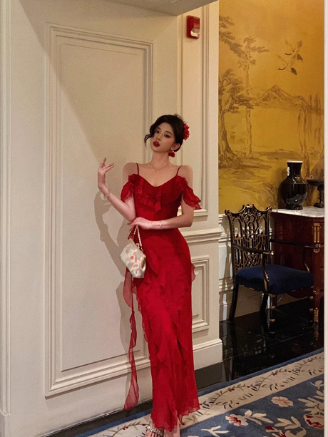 Vestido elegante de fiesta de cumpleaños número 18, corte A, tirantes finos, de gasa roja, sin mangas, ideal para mujeres (DP558)