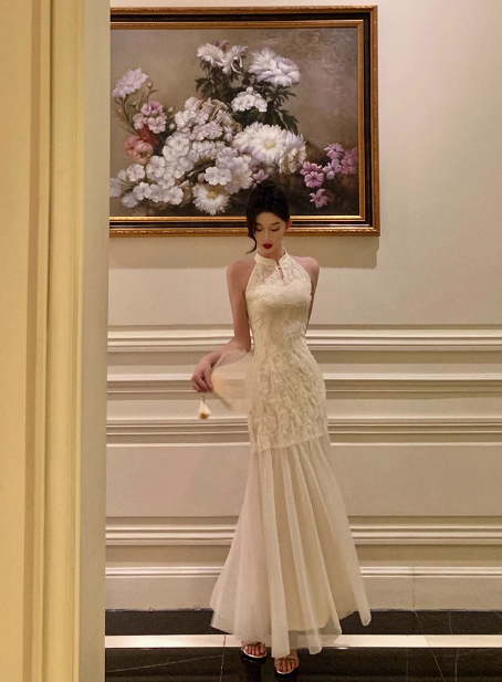 Vestido elegante de encaje blanco sin mangas para fiesta de 18 años. Ideas para vestidos de cumpleaños para mujeres (DP563).