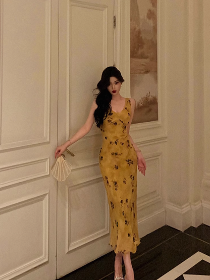 Elegante vestido amarillo con escote en V para 18 cumpleaños. Ideas para vestidos de cumpleaños para mujeres (DP588).