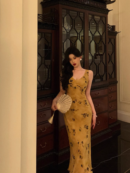 Elegante vestido amarillo con escote en V para 18 cumpleaños. Ideas para vestidos de cumpleaños para mujeres (DP588).
