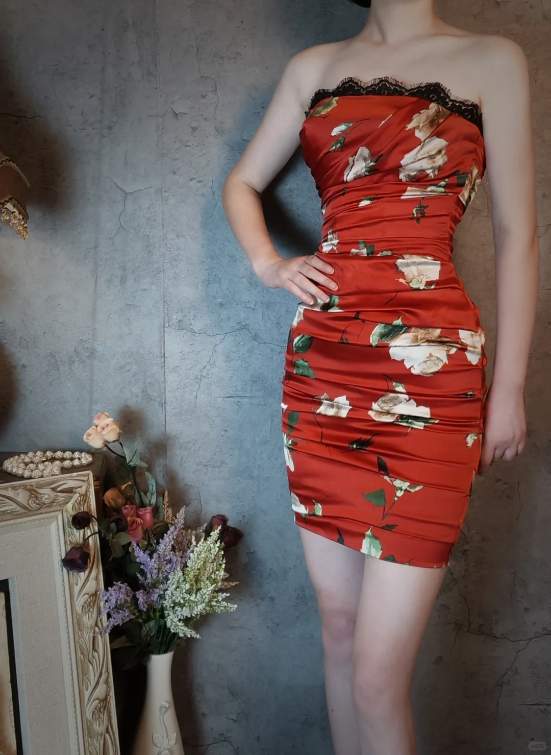 Vintage Red Floral Design Satin Strapless Romantic A-line Short Homecoming Dress TP4028