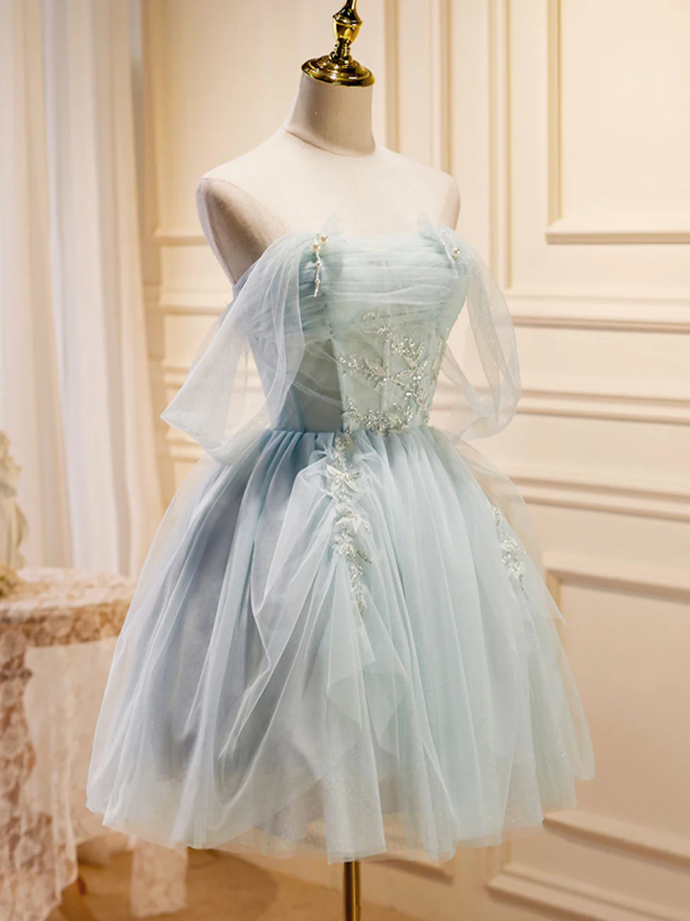 Vintage Light Blue Beaded Off-the-shoulder Design A-line Tulle Party Dress Homecoming Dress TP4063