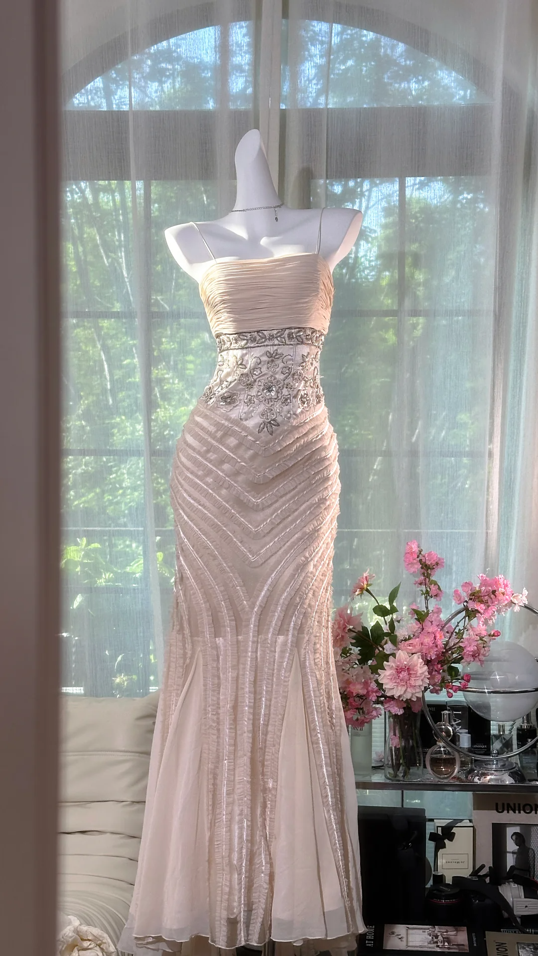 Hermoso vestido de fiesta de gasa con tirantes finos y bordado rosa, estilo sirena, TP4311