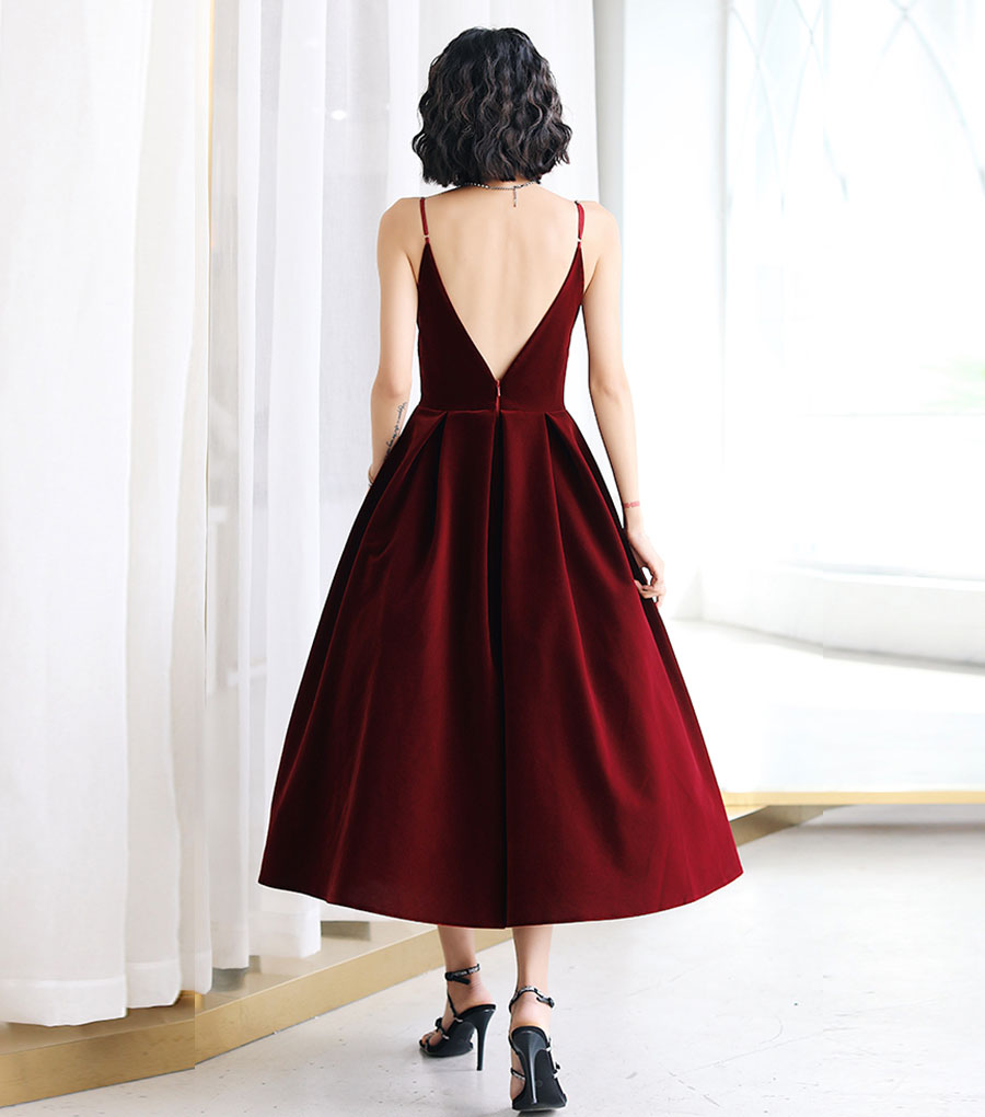 Burgundy v neck velvet short prom dress  8345