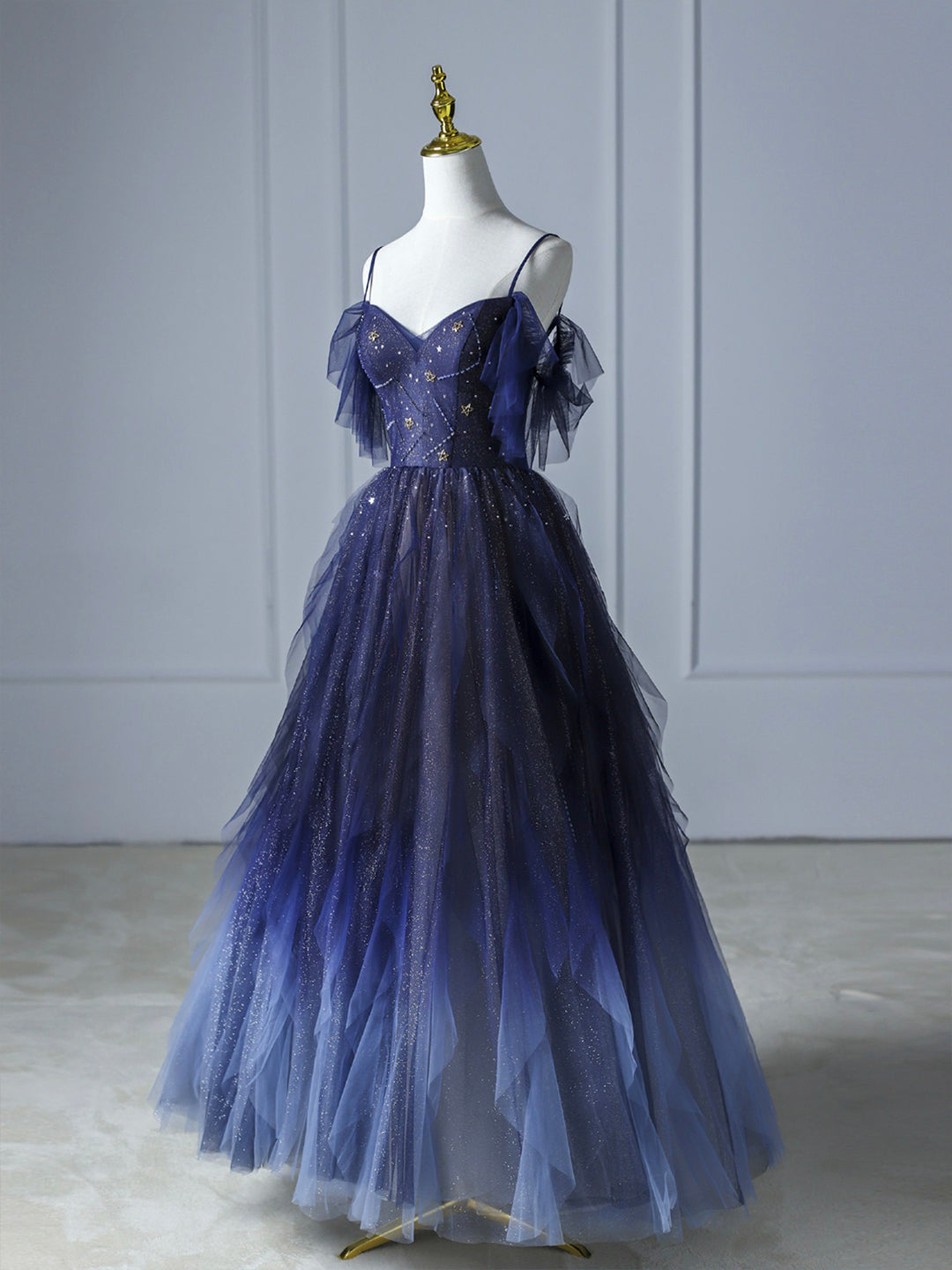 Vestido de fiesta largo de tul azul degradado, hermosos vestidos de celebridades con tirantes finos
