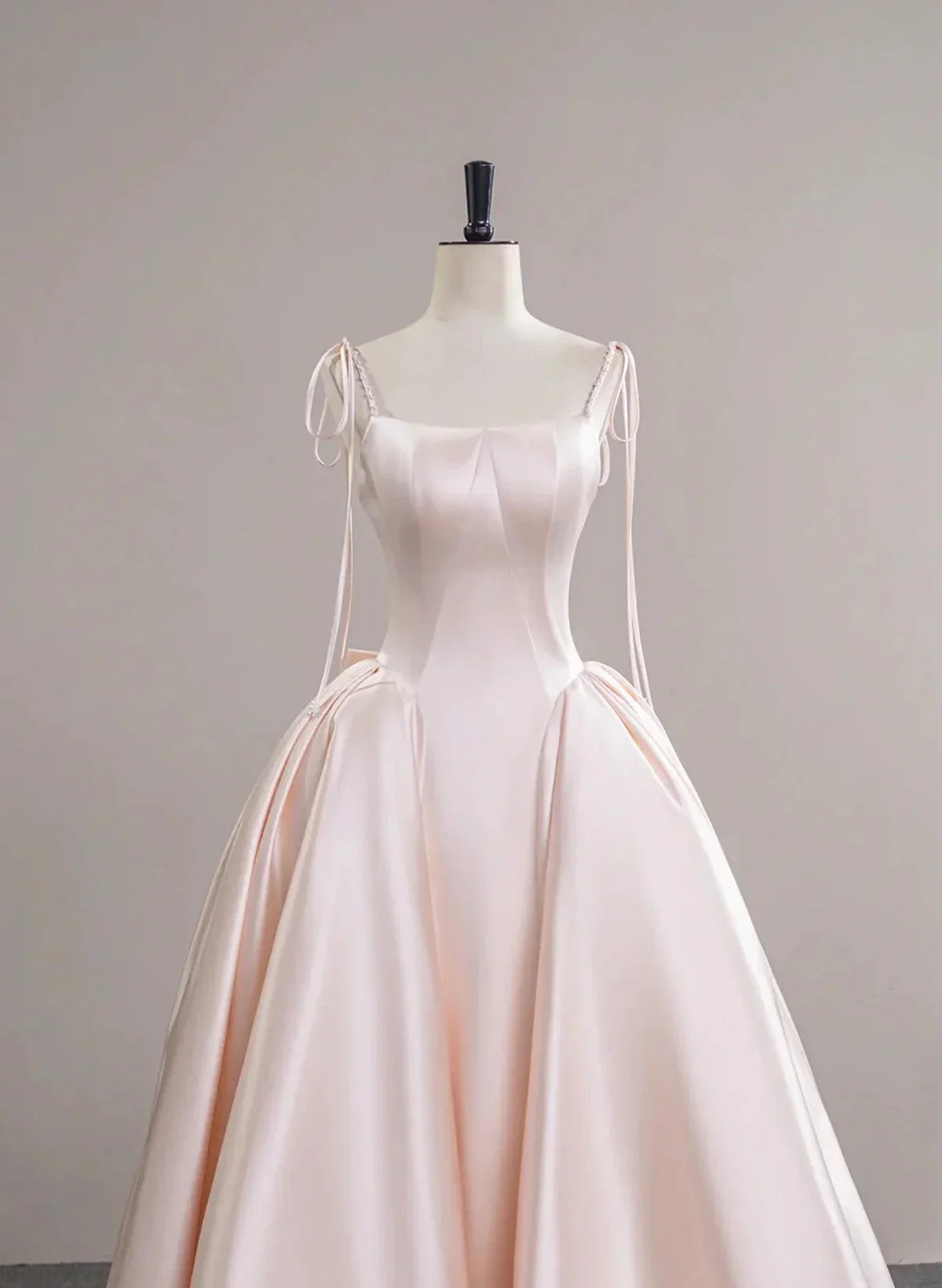 Vestido formal largo de satén rosa con tirantes y lazo, vestido de fiesta de graduación de satén rosa TP1010