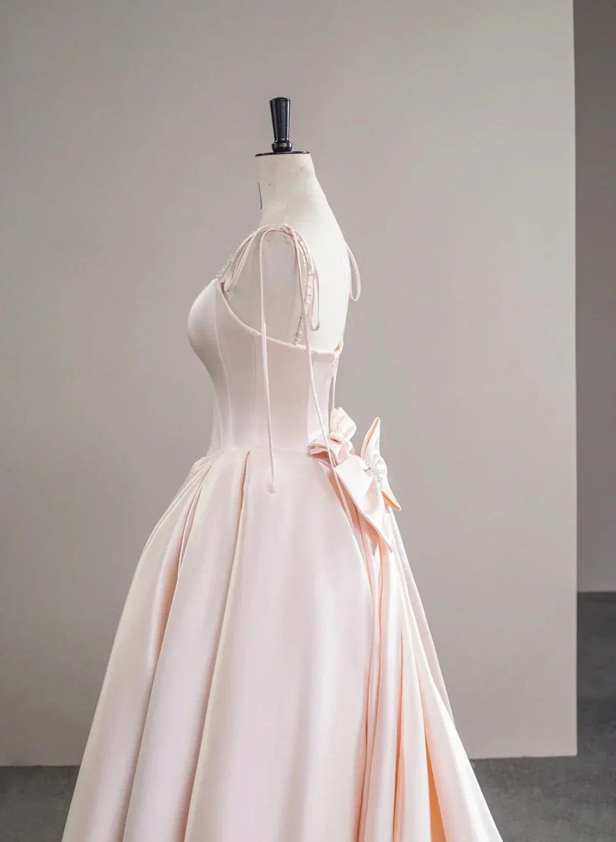 Vestido formal largo de satén rosa con tirantes y lazo, vestido de fiesta de graduación de satén rosa TP1010
