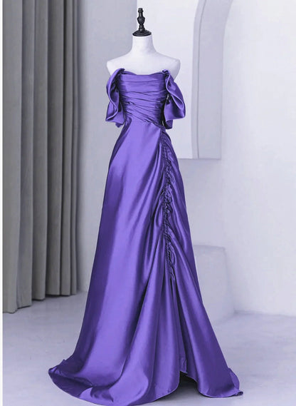 Hermoso vestido formal de satén morado con hombros descubiertos, vestido de noche de satén morado, vestido de fiesta TP1052