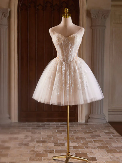 Vestido de fiesta corto de tul con lentejuelas y escote en forma de corazón, color champán, sin tirantes, TP147