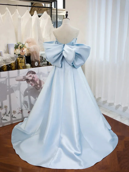 Vestido de fiesta largo de satén azul, corte A, hombros descubiertos, TP217