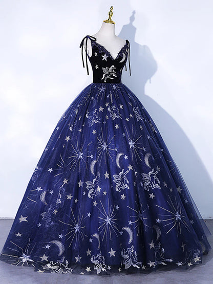 Vestido de fiesta largo de tul azul marino con tirantes finos, encaje floral y espalda descubierta TP284