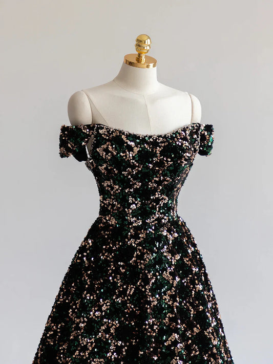 Elegante vestido largo de fiesta con lentejuelas y hombros descubiertos TP405