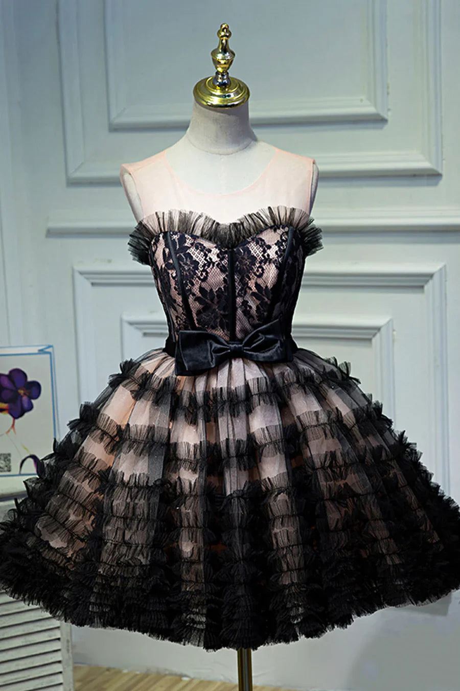 Vestido de fiesta corto de tul negro con capas, corte A, para fiesta de bienvenida TP493