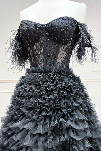 Vestido de noche largo de tul negro, corte A y hombros descubiertos TP510