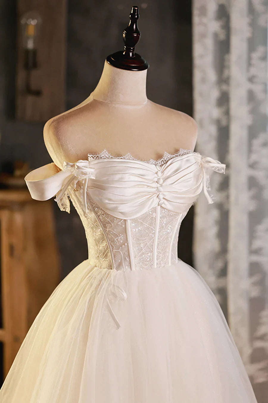 Vestido de fiesta corto de tul con corte en A, precioso vestido de fiesta color champán con hombros descubiertos TP544