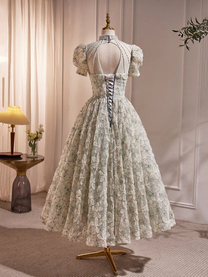 Hermoso vestido de fiesta verde salvia con lentejuelas y perlas, escote alto y largo hasta la rodilla TP836