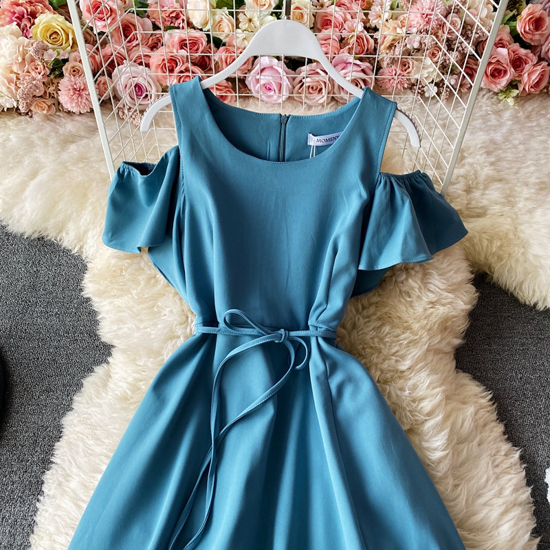 Slim waist, off shoulder, age reducing temperament, large swing skirt  3287