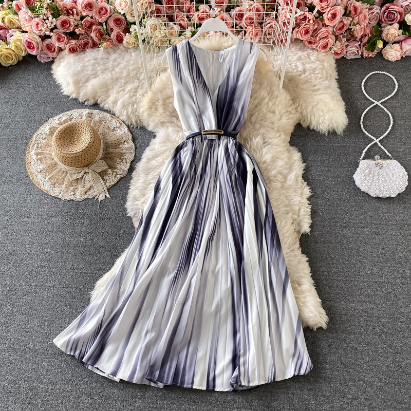 Gradient V-neck sleeveless dress temperament long skirt  3182