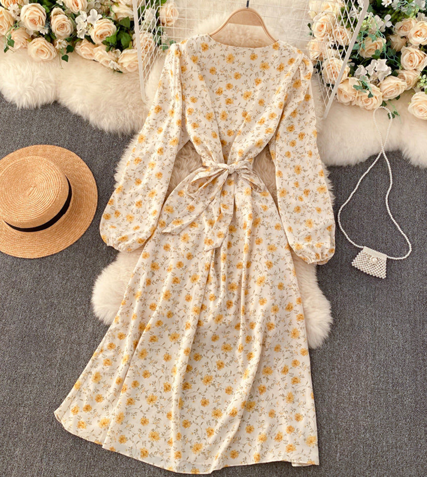 A line long sleeve floral dress  944