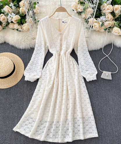 A line v neck lace long sleeve dress  925