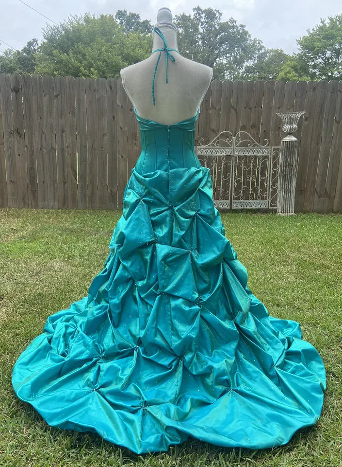Green Gorgeous Vintage Strap Long Elegant Satin Pleated Ball Gown Evening Dress gh3311