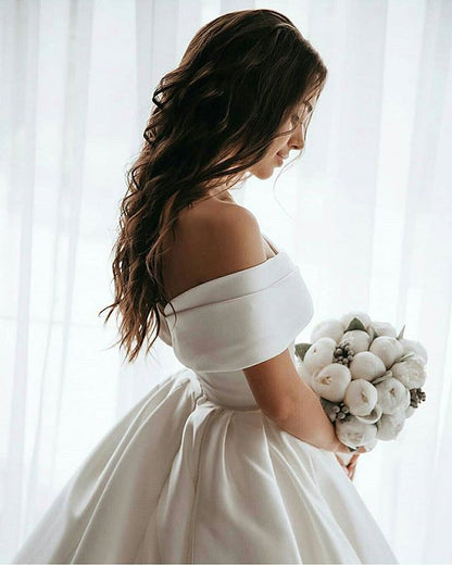Vestidos de novia largos de satén blanco, vestido de novia con hombros descubiertos y cola 
