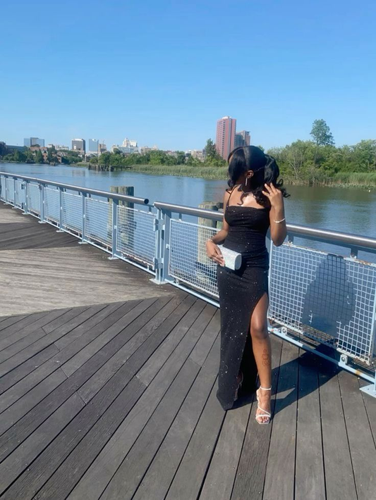 Vestido de noche largo sexy negro con abertura y corte en forma de tubo