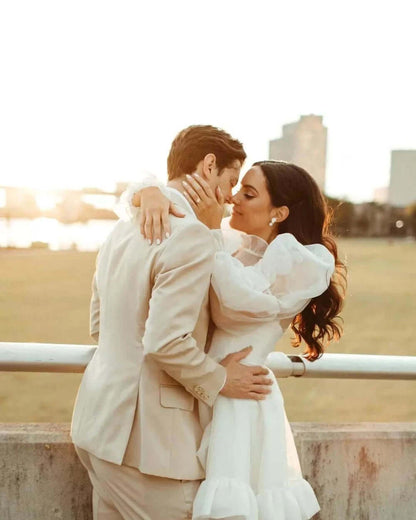 Vestidos de novia vintage cortos de playa con mangas largas y únicos
