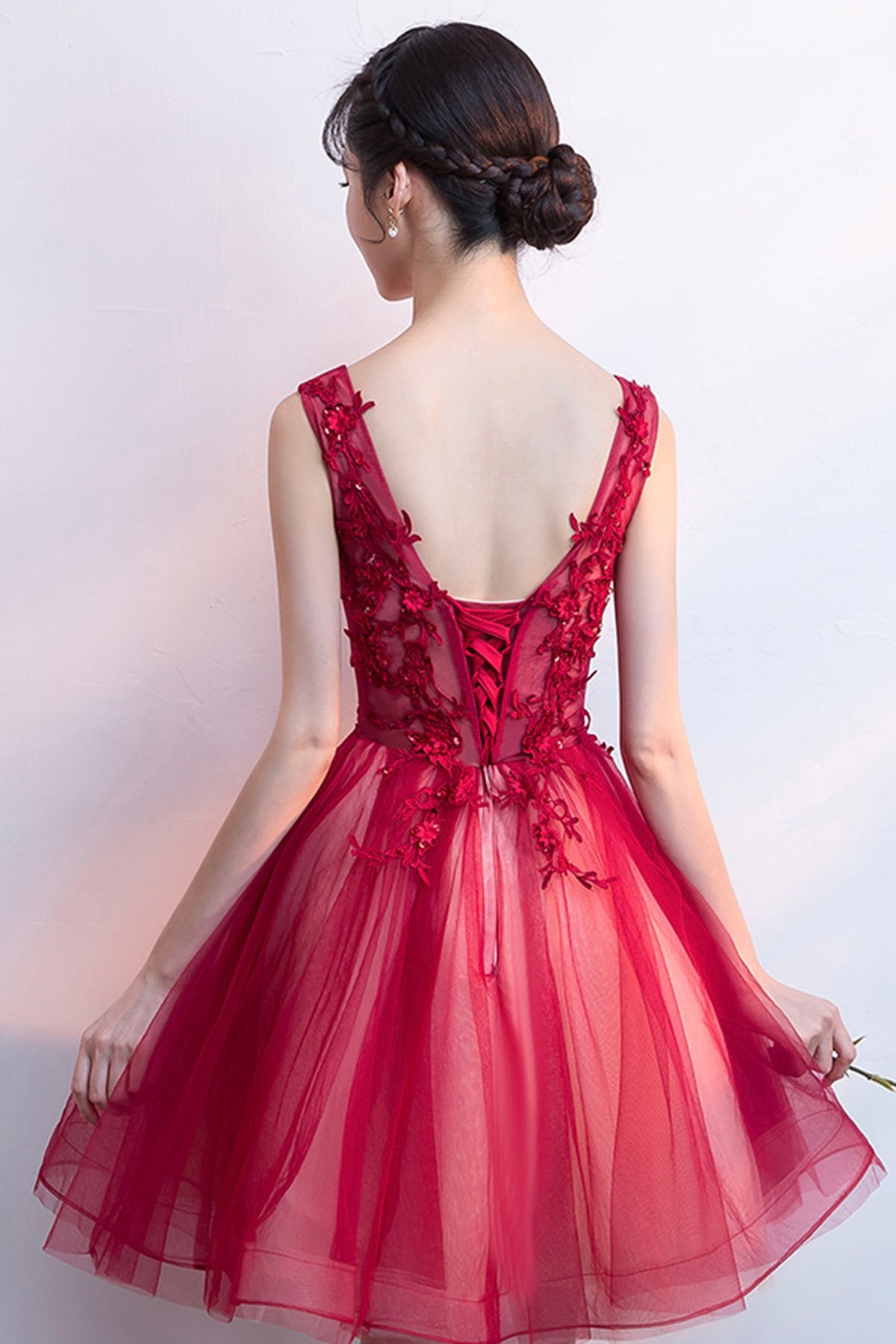 Red V-Neck Lace Short Prom Dress, Cute A-Line Homecoming Party Dress